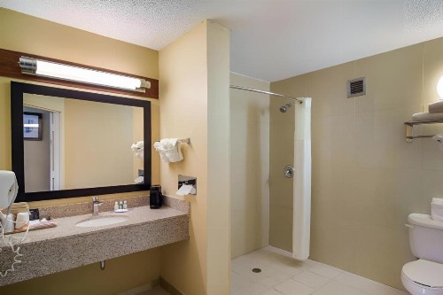 Quality Inn Conference Center - image 14