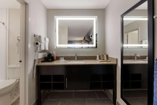 Quality Inn Orange Park Jacksonville - image 19