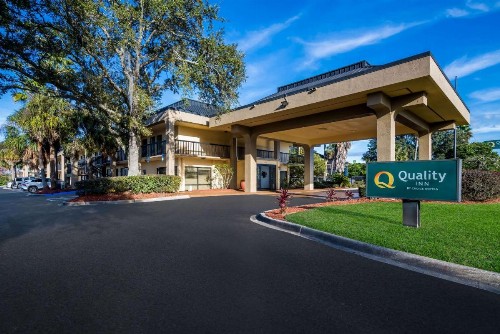 Quality Inn Orange Park Jacksonville - image 2