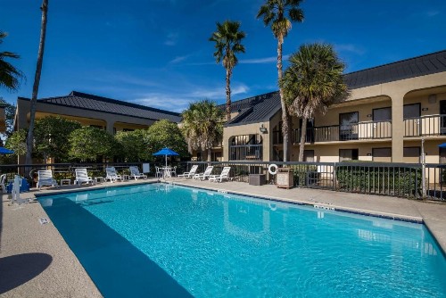 Quality Inn Orange Park Jacksonville - image 21