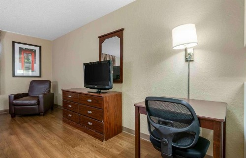 Extended Stay America Suites - Jacksonville - Lenoir Avenue East - image 33