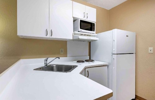 Extended Stay America Suites - Jacksonville - Lenoir Avenue East - image 41
