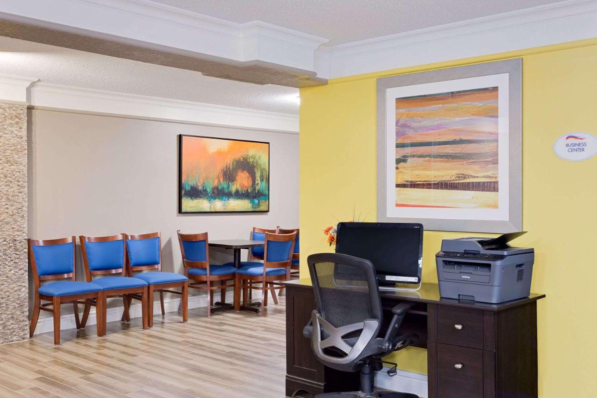 Baymont by Wyndham Jacksonville Orange Park - image 6