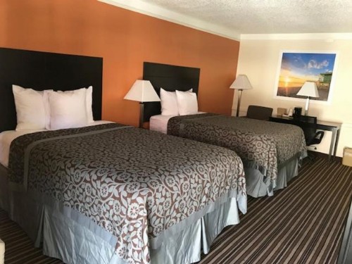 Days Inn by Wyndham Jacksonville Baymeadows - image 3