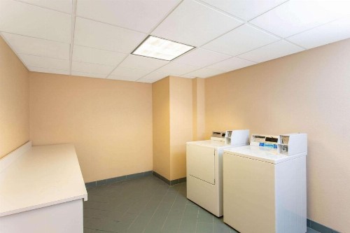 La Quinta by Wyndham Jacksonville Butler Blvd - image 12