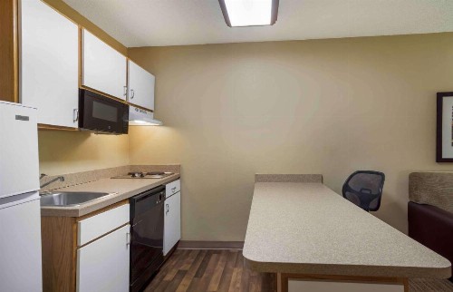 Extended Stay America Suites - Jacksonville - Salisbury Rd - Southpoint - image 13