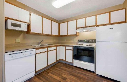 Extended Stay America Suites - Jacksonville - Salisbury Rd - Southpoint - image 22