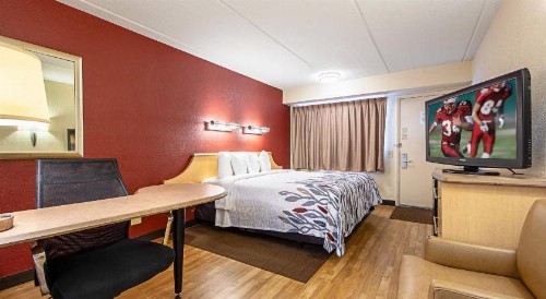 Red Roof Inn Jacksonville - Orange Park - image 17