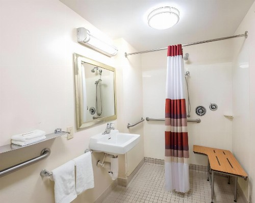 Red Roof Inn Jacksonville - Orange Park - image 33