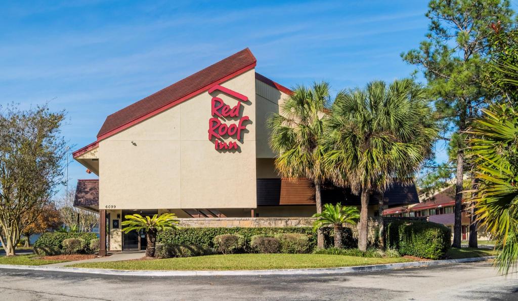 Red Roof Inn Jacksonville - Orange Park - image 7