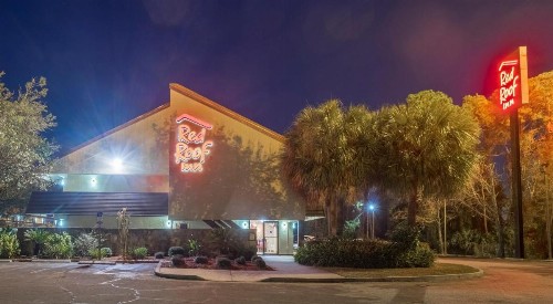 Red Roof Inn Jacksonville Airport - image 2