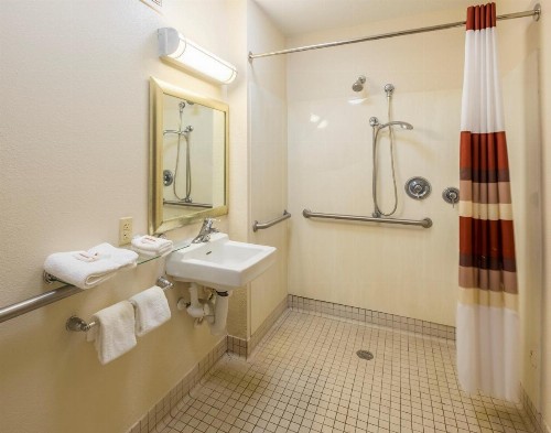 Red Roof Inn Jacksonville Airport - image 25