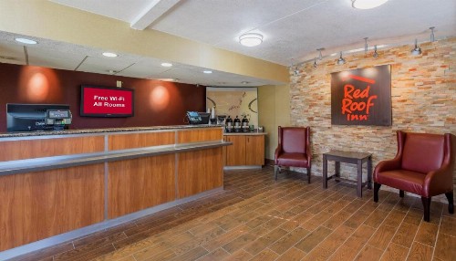 Red Roof Inn Jacksonville Airport - image 4