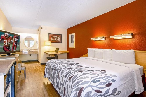 Red Roof Inn Jacksonville Airport - image 9
