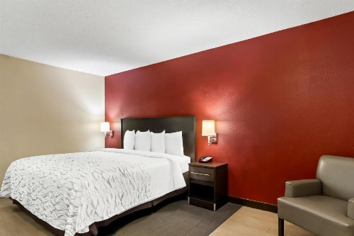 Red Roof Inn PLUS+ Jacksonville – Southpoint - image 23