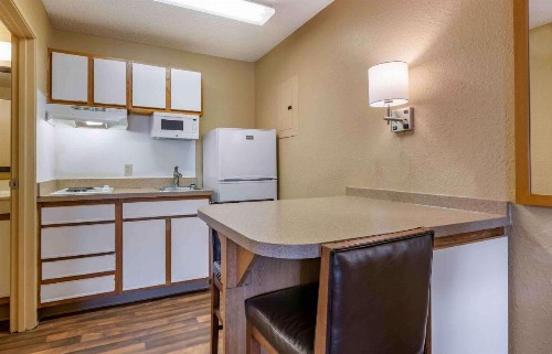 Extended Stay America Suites - Jacksonville - Southside - St Johns Towne Ctr - image 13