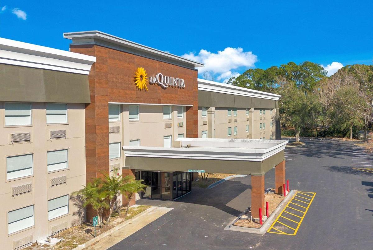 La Quinta by Wyndham Jacksonville Mandarin - main image