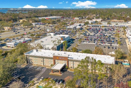 La Quinta by Wyndham Jacksonville Mandarin - image 11