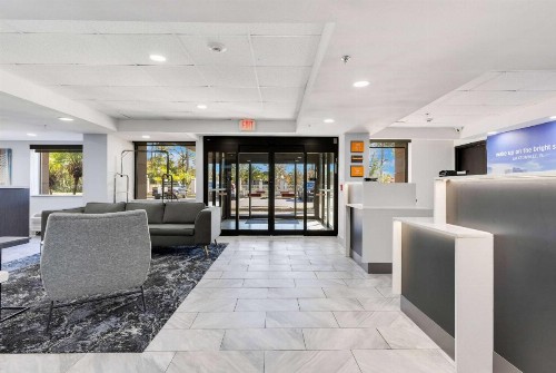 La Quinta by Wyndham Jacksonville Mandarin - image 17