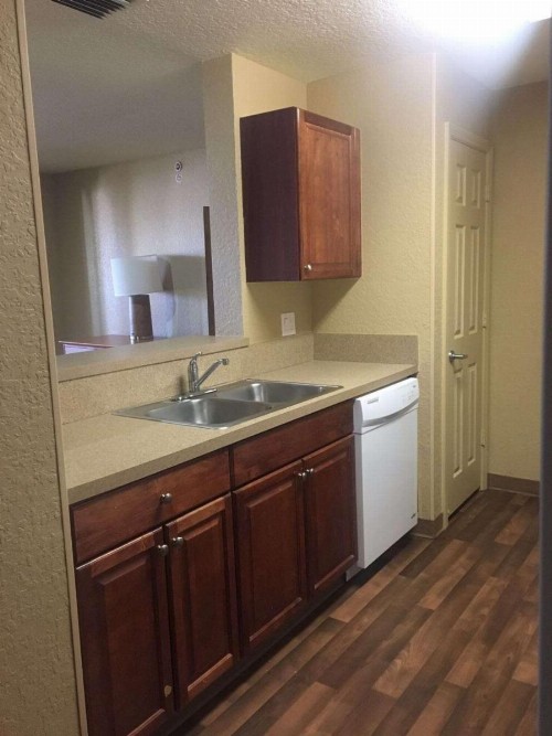 Extended Stay America Suites - Jacksonville - Deerwood Park - image 32