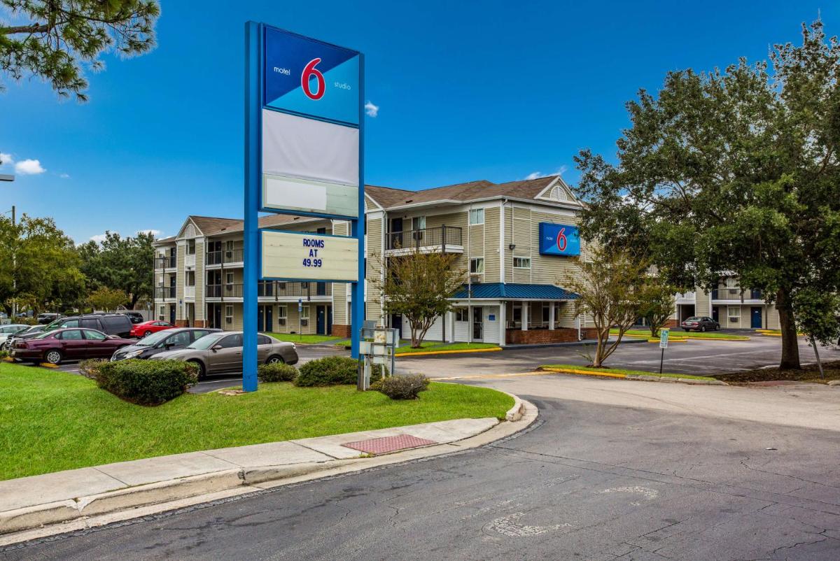 Motel 6-Jacksonville FL - South - image 4