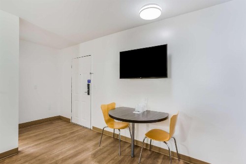 Motel 6-Jacksonville FL - South - image 9