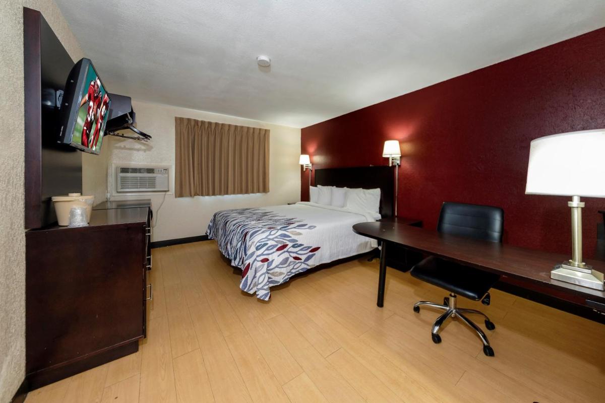 Red Roof Inn Jacksonville - Cruise Port - main image