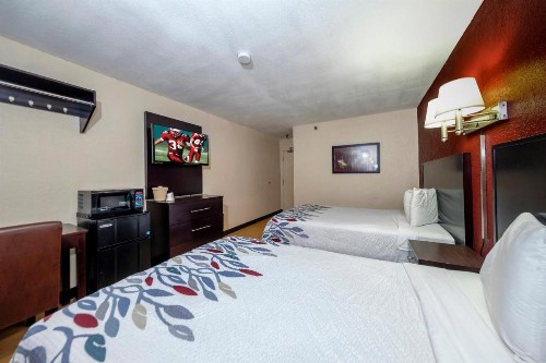 Red Roof Inn Jacksonville - Cruise Port - image 18