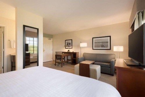 Homewood Suites Jacksonville Deerwood Park - image 22