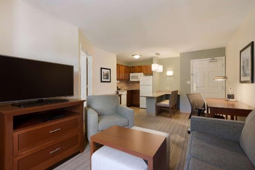 Homewood Suites Jacksonville Deerwood Park - image 36