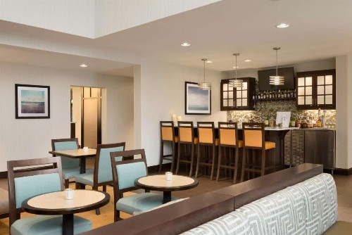 Homewood Suites Jacksonville Deerwood Park - image 7