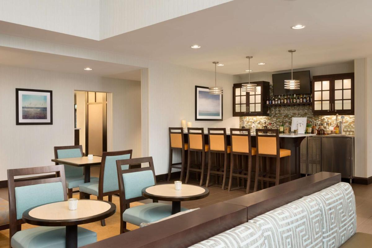 Homewood Suites Jacksonville Deerwood Park - image 7