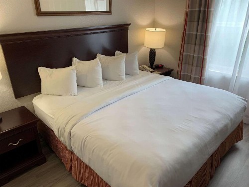 Country Inn & Suites by Radisson Jacksonville West FL - image 11