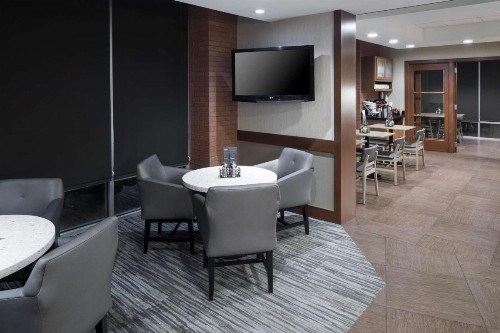 Hyatt Place Jacksonville Airport - image 11
