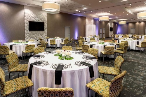 Aloft Jacksonville Tapestry Park - image 13