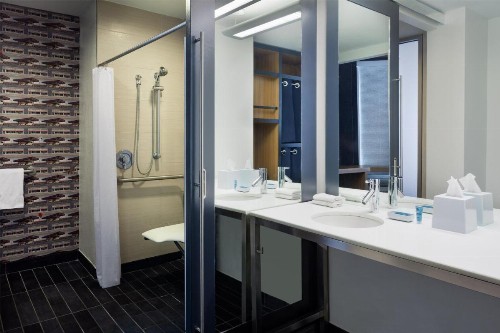 Aloft Jacksonville Tapestry Park - image 18