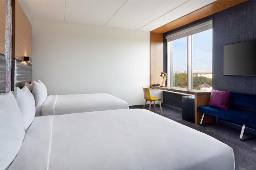 Aloft Jacksonville Tapestry Park - image 22