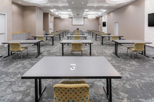 Aloft Jacksonville Tapestry Park - image 33