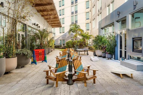 Aloft Jacksonville Tapestry Park - image 38