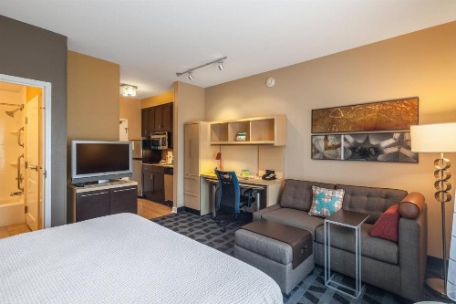 TownePlace Suites Jacksonville Butler Boulevard - image 9