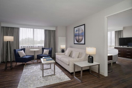 Best Western Premier Jacksonville Hotel - image 40