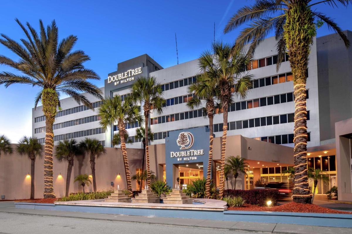DoubleTree by Hilton Hotel Jacksonville Airport - main image