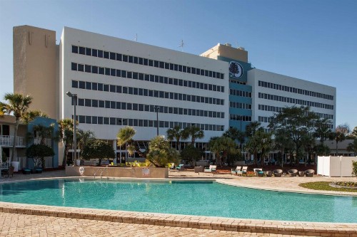 DoubleTree by Hilton Hotel Jacksonville Airport - image 12