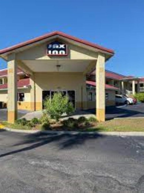 Jax Inn Jacksonville Downtown - image 2