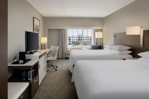 Sheraton Jacksonville Hotel - image 8
