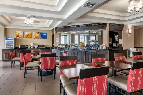 Comfort Suites Baymeadows Near Butler Blvd - image 26