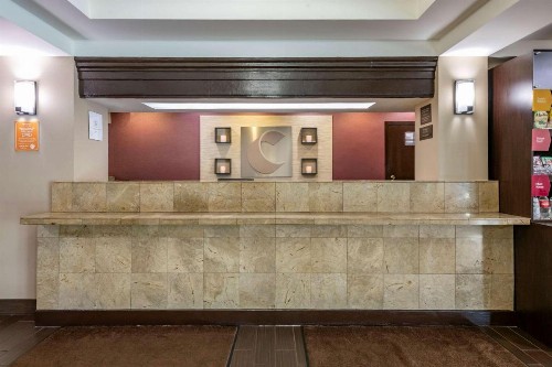 Comfort Suites Baymeadows Near Butler Blvd - image 3
