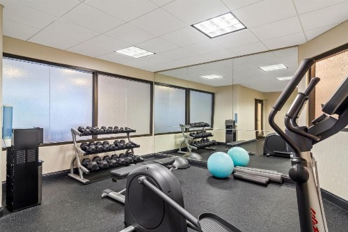 Holiday Inn Express & Suites Jacksonville South East - Medical Center Area an IHG Hotel - image 12