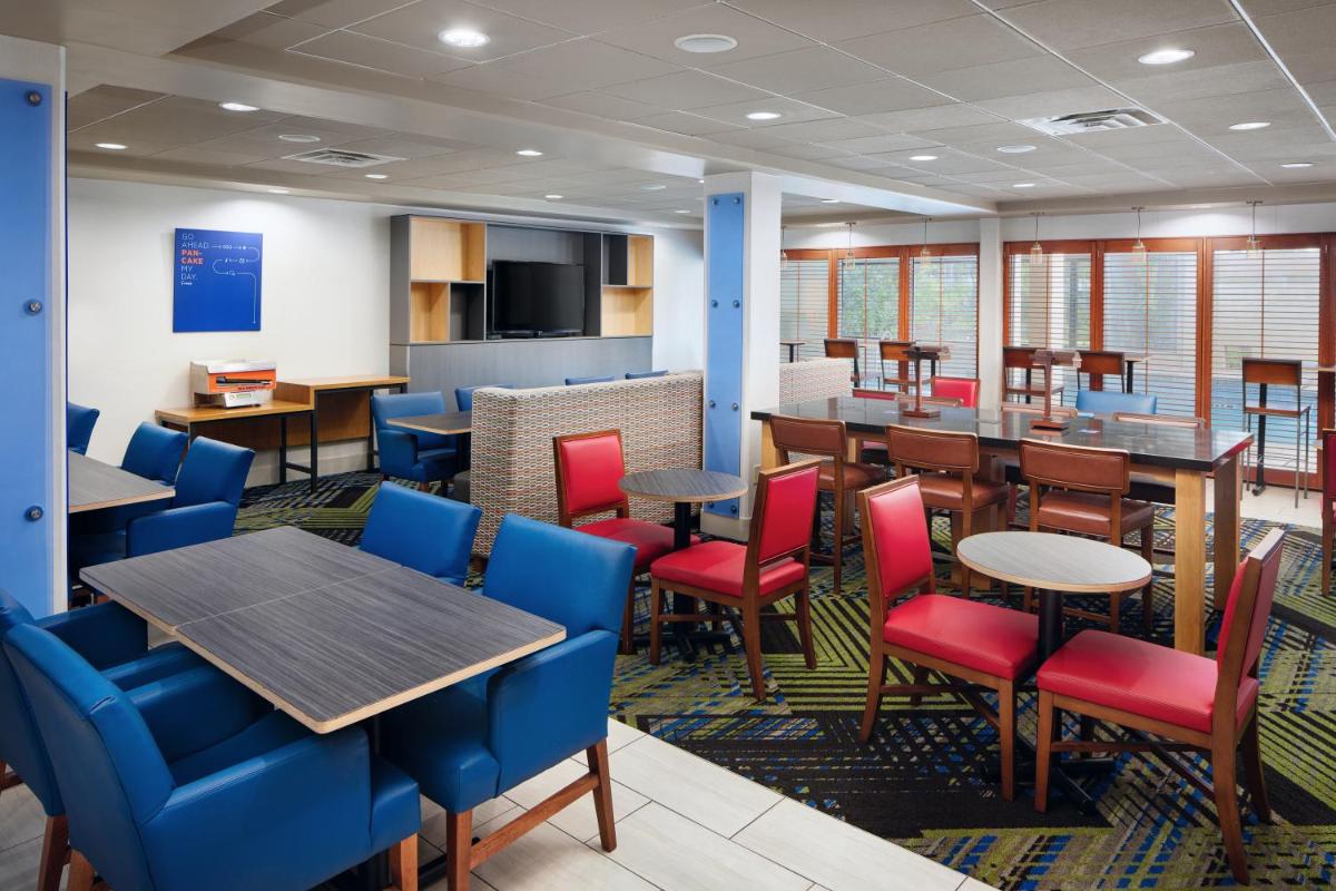 Holiday Inn Express & Suites Jacksonville South East - Medical Center Area an IHG Hotel - image 2