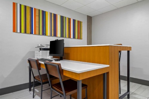 Holiday Inn Express & Suites Jacksonville South East - Medical Center Area an IHG Hotel - image 20